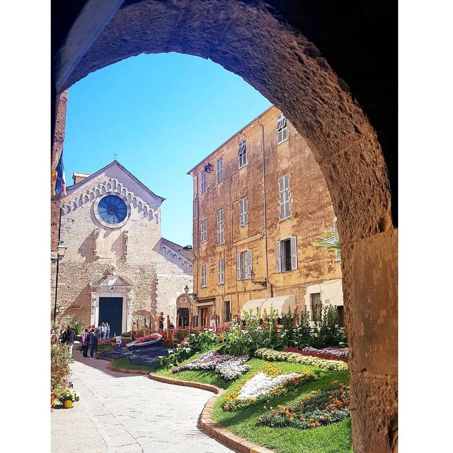 Salvia E Rosmarino - Affittacamere In Liguria Вилланова-д'Альбенга Экстерьер фото