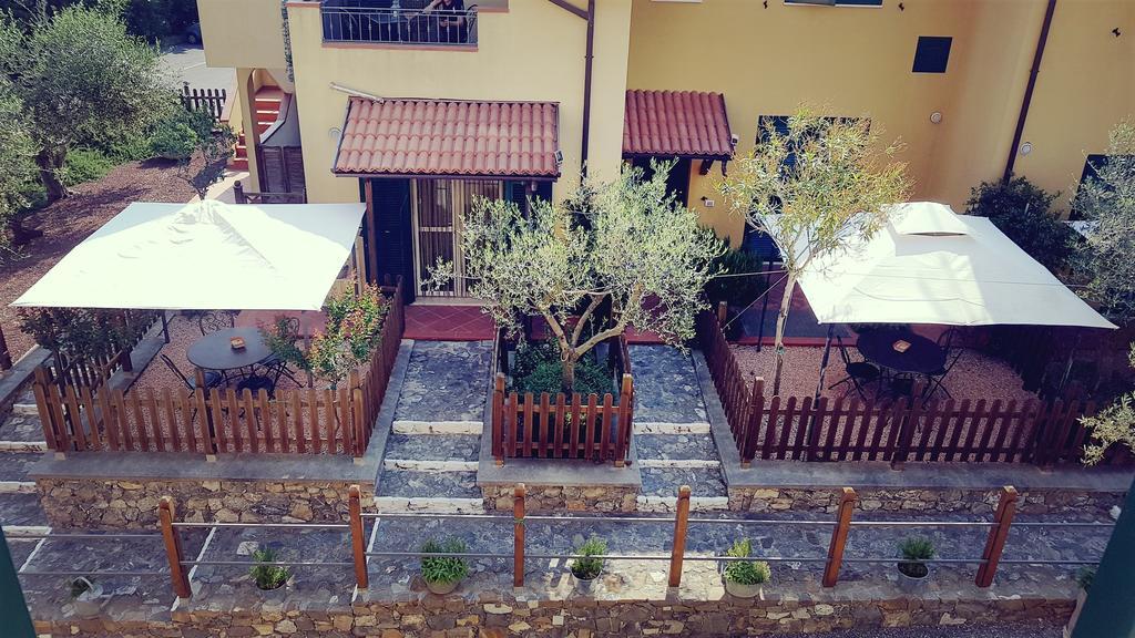 Salvia E Rosmarino - Affittacamere In Liguria Вилланова-д'Альбенга Экстерьер фото